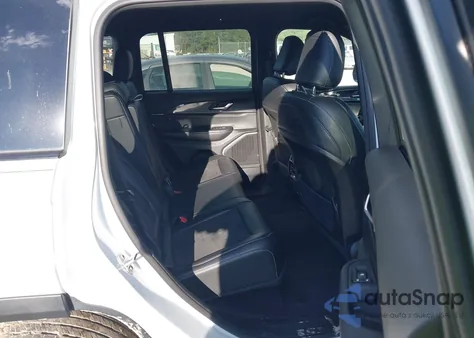 2022 Jeep Grand Cherokee Altitude 4X4 z USA, uszkodzony, nr VIN 1C4RJHAG7N8573789